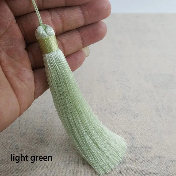 light green Настраиваемые 12 см полиэфирные кисточки с подвесным кольцом шелковые Швейные Банг кисточкой отделка декоративные брелки кисточки для кулона домашнего декора - Цвет: light green