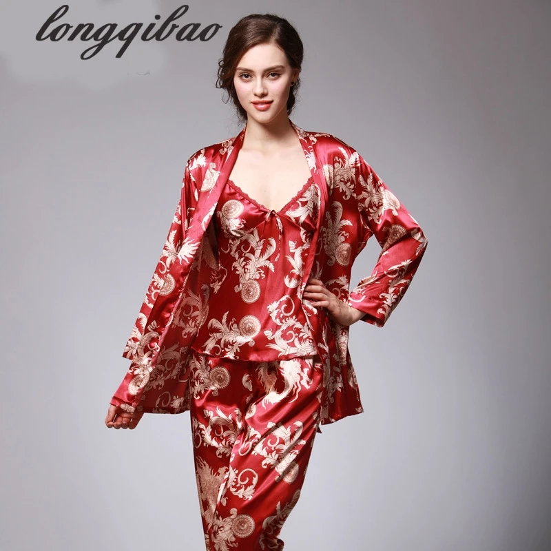 Пижама из искусственного шелка на весну и лето три костюма с принтом для