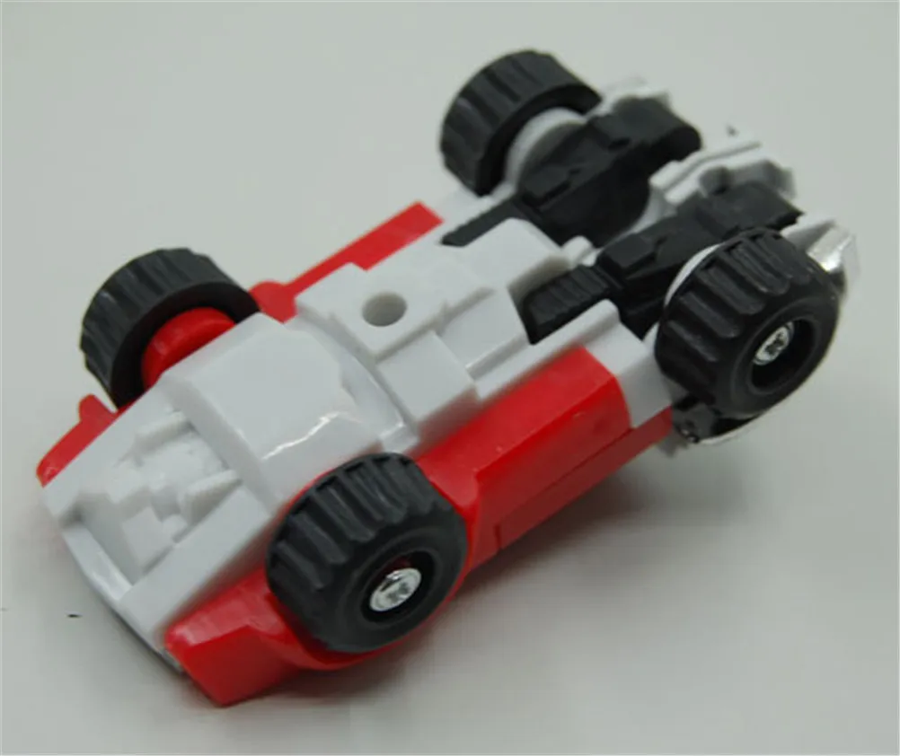 Горячая продажа Россия Blaze Pick Zeng Racin деформация длинные ноги автомобиль мини