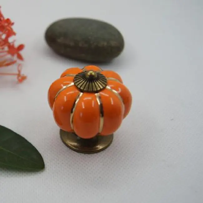orange Новинка, красочные кухонные керамические дверные шкафы, шкаф с ручками, 1 шт., винтажная скотоводческая керамическая ручка в форме тыквы, Лидер продаж - Цвет: orange