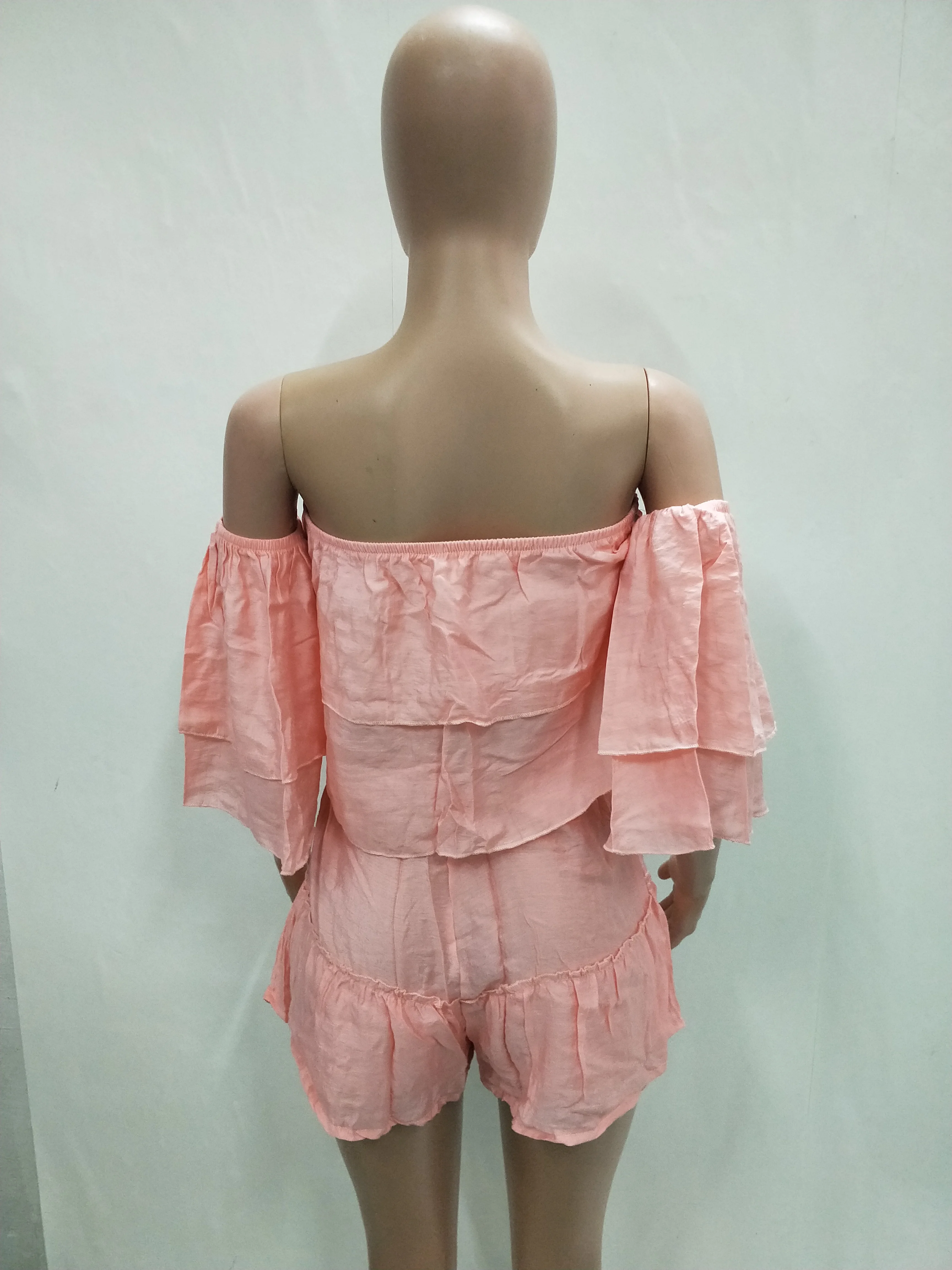 Женский летний костюм из двух предметов блузка с открытыми плечами и рукавами