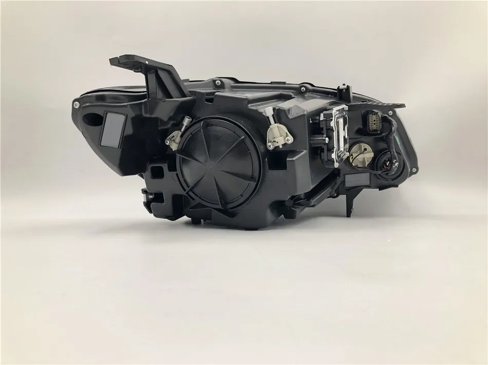 

eOsuns halogen headlight assembly for Buick verano 2015-2017