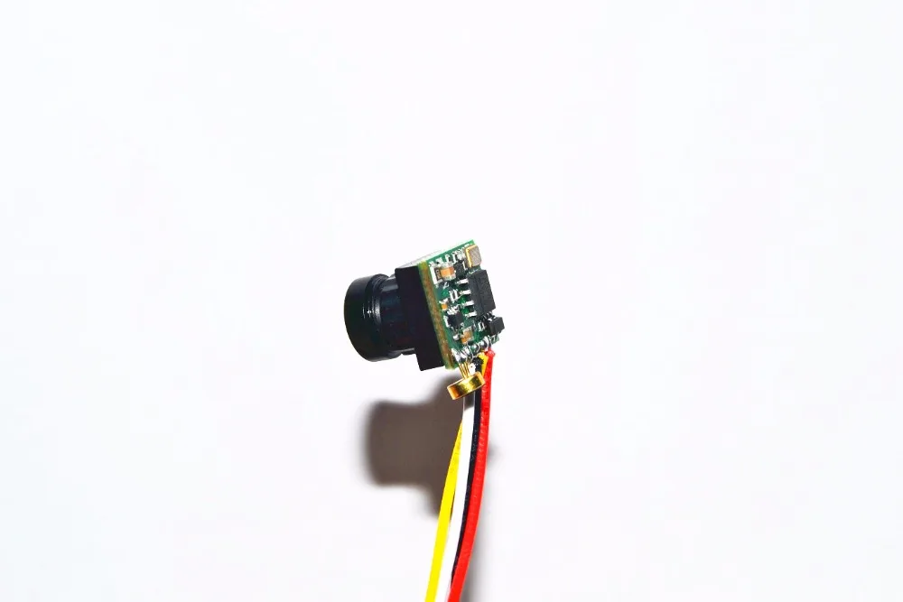 Мини камера 600TVL FPV 1/4 CMOS с широкоугольным объективом 170 градусов для 250 мм