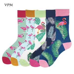 VPM красочные хлопок Мужские носки смешные счастливые Фламинго листьев, украшенное перьями носки хараюку; Лучший свадебный подарок коробка 5 парлот