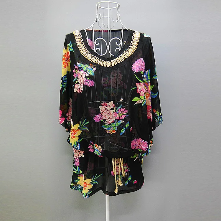 2017New Summer Women Boho Tops Sexy plus size Chiffon Blouse Vintage Flower Print Batwing Sleeve Casual Beach Shirt Chemise 5019 |