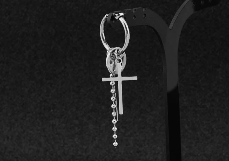 LEADERBEADS мужской Корейский серебряный крест из нержавеющей стали анти войны Kpop серьги клип на длинной кисточкой серьги для мальчиков Аксессуары в стиле панк