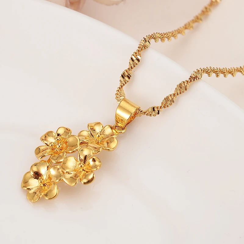 Женский комплект ювелирных изделий сережки и ожерелье золотистого цвета