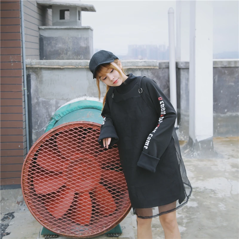 2017 New Arrival Autumn Women Fashion two-piece suit for The skirt with shoulder-straps + hoodie White and Black Color | Женская одежда