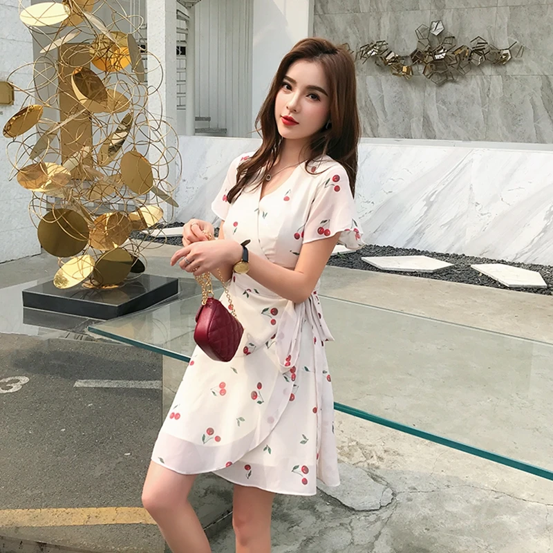 

2021 New Women Dress Summer V-Neck Fashion Elegant Beach Party Ruffles Mini Dress Female Women Lace Up Slim Chiffon Vestidos