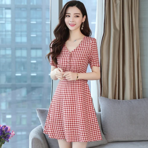 Повседневное летнее клетчатое женское платье с коротким рукавом и v образным