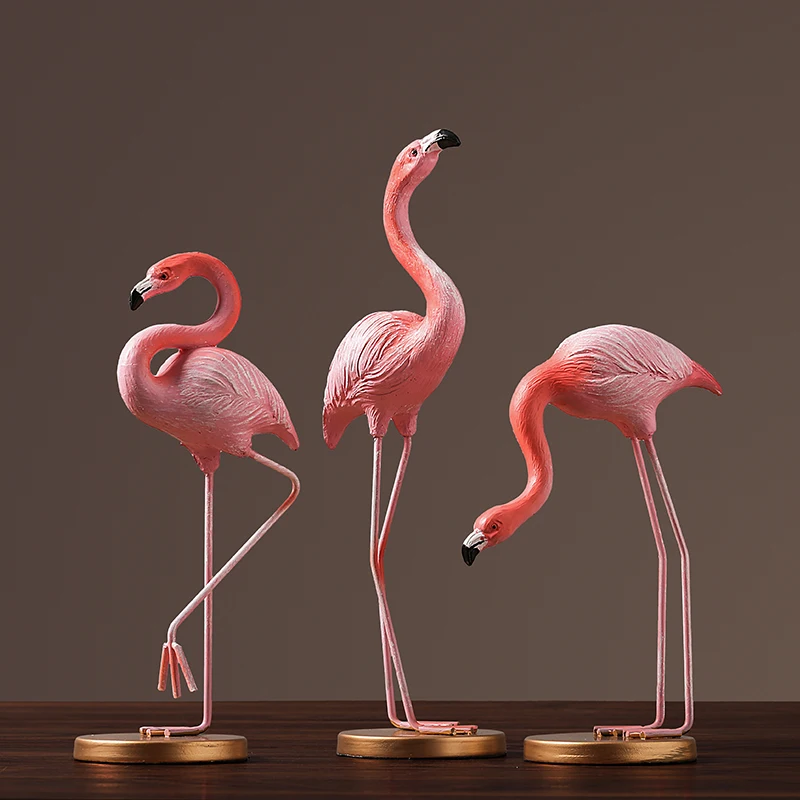 Статуя животного из натуральной смолы в скандинавском стиле с розовым фламинго