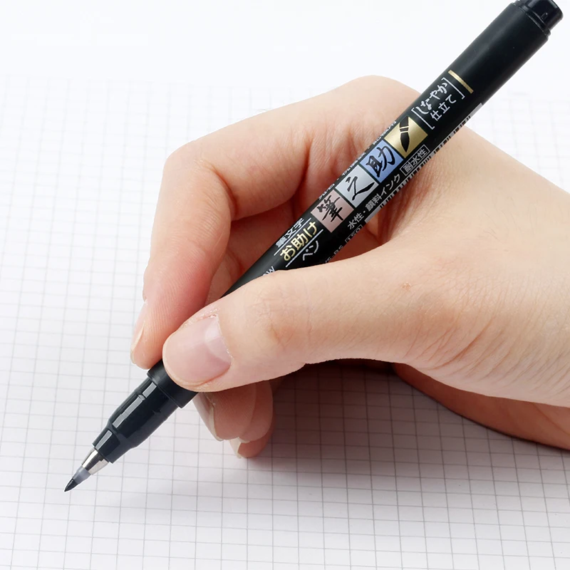 Ручка для каллиграфии TOMBOW с надписью тонкий/кисточка черными чернилами