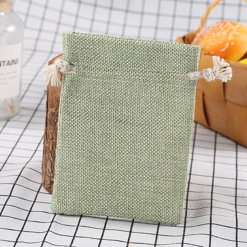 Светло-зеленый 50PCS 10x14cm Vintage Natural Burlap Jute Gift Bags Christmas Candy Bags Wedding Favor Packaging Pouch Drawstring Jewelry Bags - Цвет: Светло-зеленый
