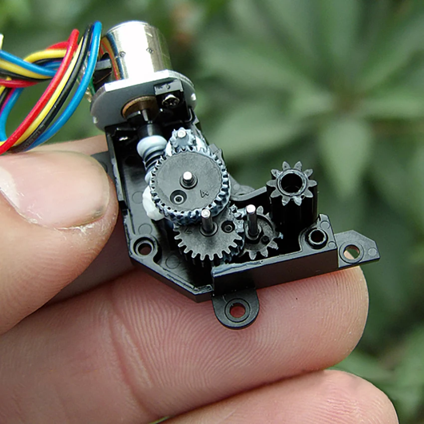 1 шт. Миниатюрный шаговый двигатель с редуктором двухфазные четырехпроводные