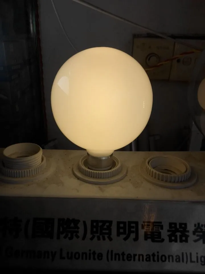

6W Milk plastic Edison bulbs E27 LED bulbs G95 transparent screw Huang warm white E27 AC110V-220V 240V
