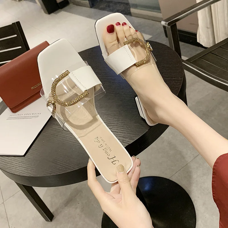 Шлепанцы женские на квадратном каблуке 5 см уличные модные тапочки со стразами