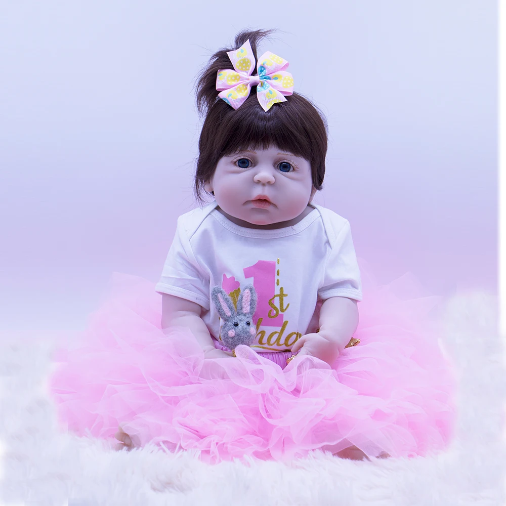 

New design blue big eyes Silicone Reborn Baby Lifelike Baby Bonecas 1st birthday pink princess dress bebek Doll Brinquedos moana