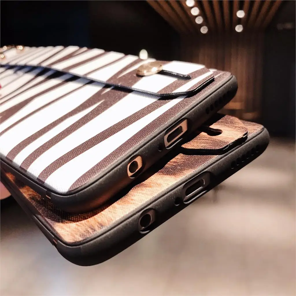 Зебра леопардовый принт ремешок повязка на руку 3D рельефный чехол для iPhone X XR XS Max