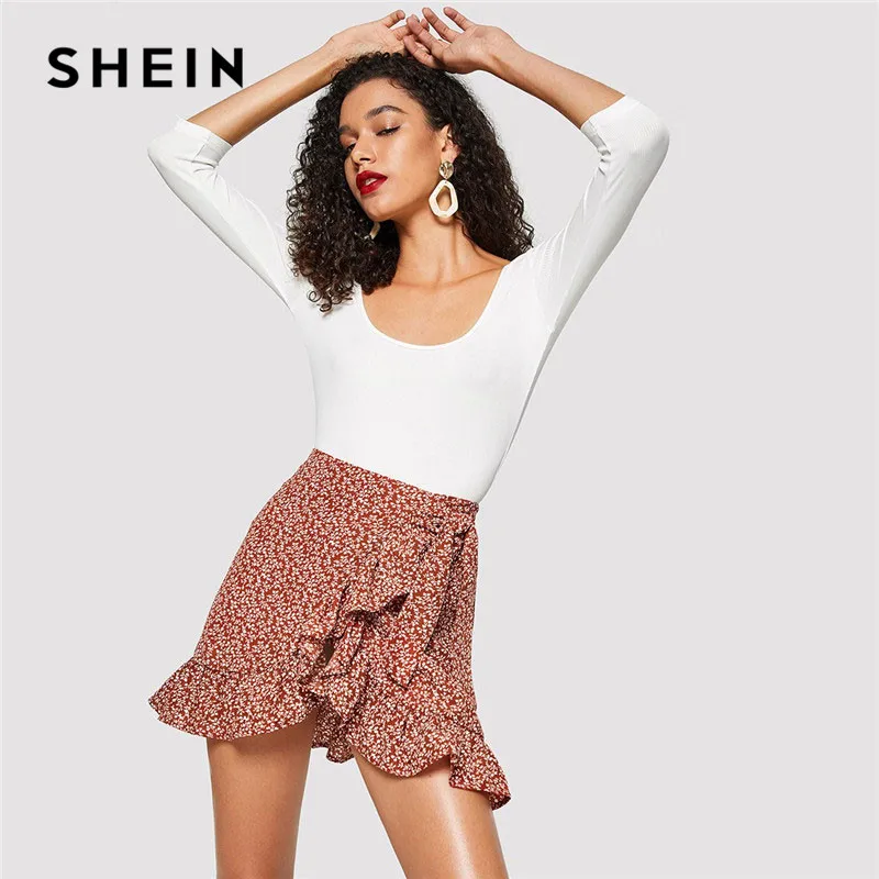 SHEIN Современная Дамская разноцветная Асимметричная юбка с рюшами и цветочным принтом, летняя повседневная женская короткая юбка выше колена на выход