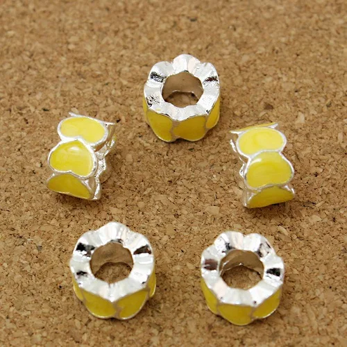

100pcs/lot Yellow 6x10mm Heart Pattern Enamel Clip Charm European Beads fit DIY Jewelry