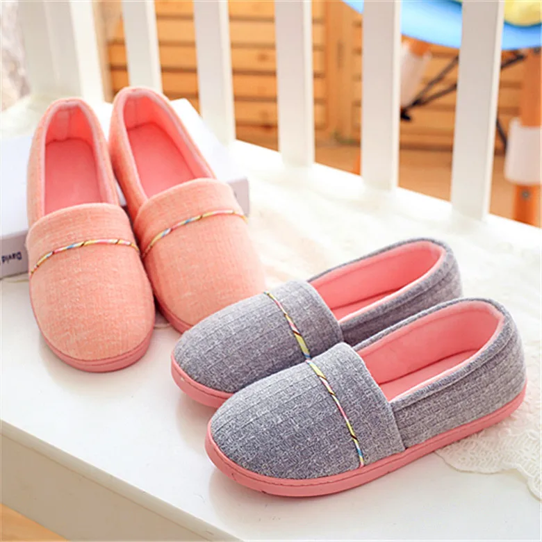 Новая зимняя домашняя обувь из хлопка женская на плоской подошве непромокаемая и