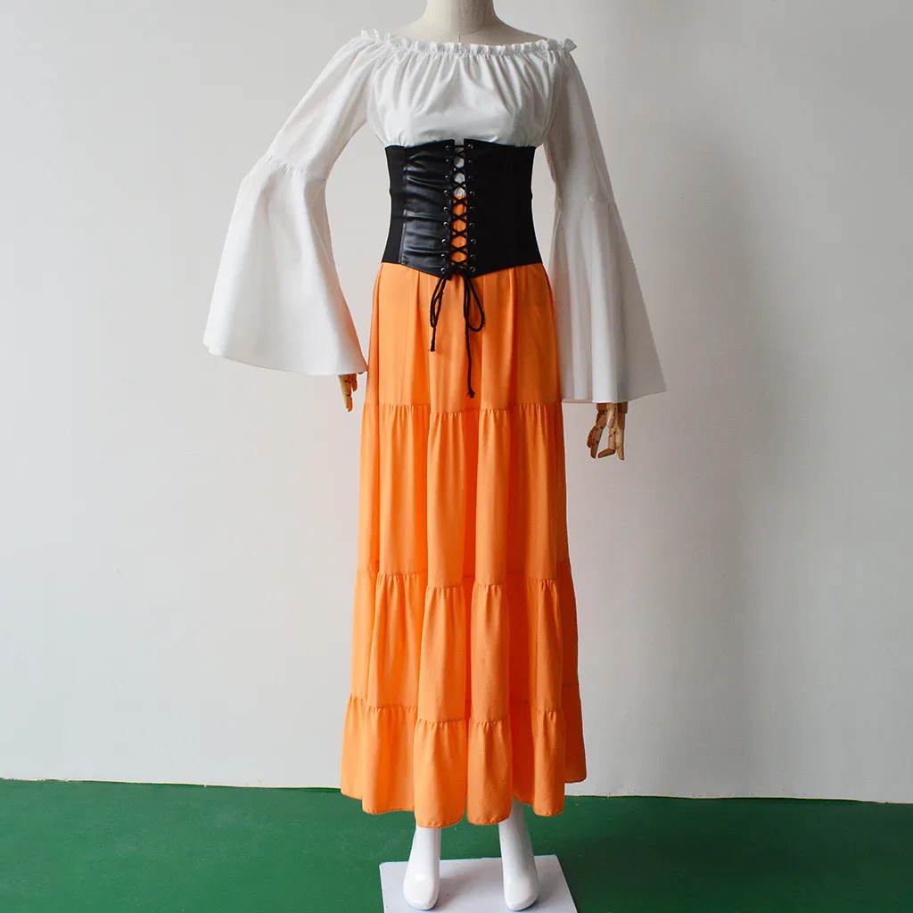 Женское платье в готическом стиле средневекового Ренессанса комбинированное