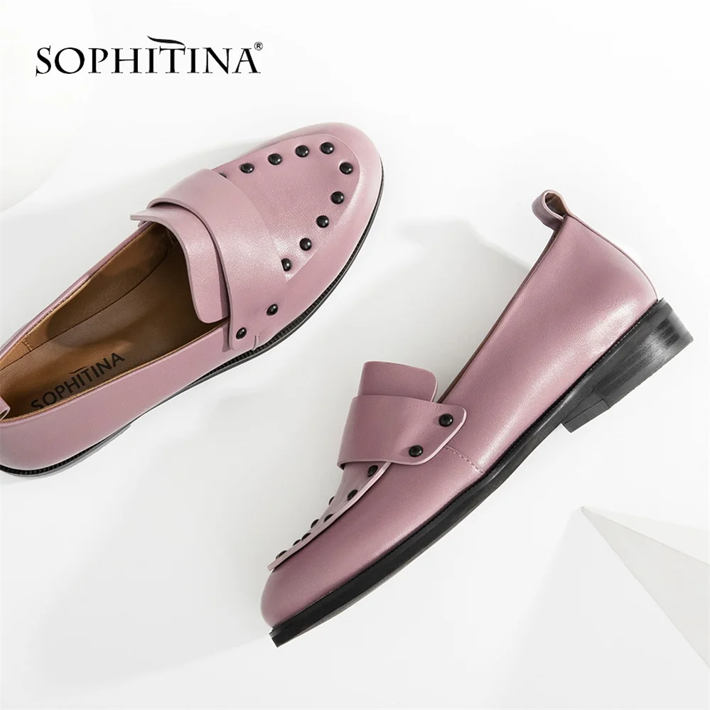 Розовый SOPHITINA/Модные женские лоферы из натуральной кожи; Повседневные слипоны с круглым носком; сезон весна-осень; женские лоферы с металлическим украшением; P9 - Цвет: Розовый