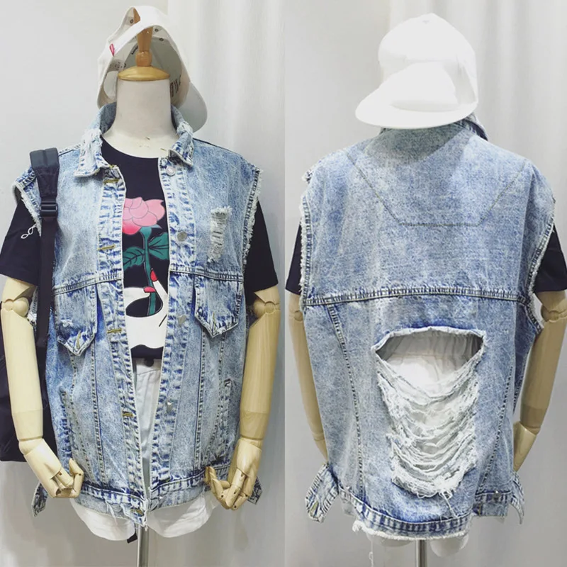 Женский джинсовый жилет средней длины с отложным воротником без рукавов |