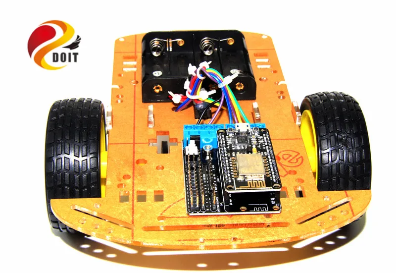 Умный автомобиль робот DOIT 2WD с корпусом NodeMCU + щит для платы двигателя L293D ESP 12E на