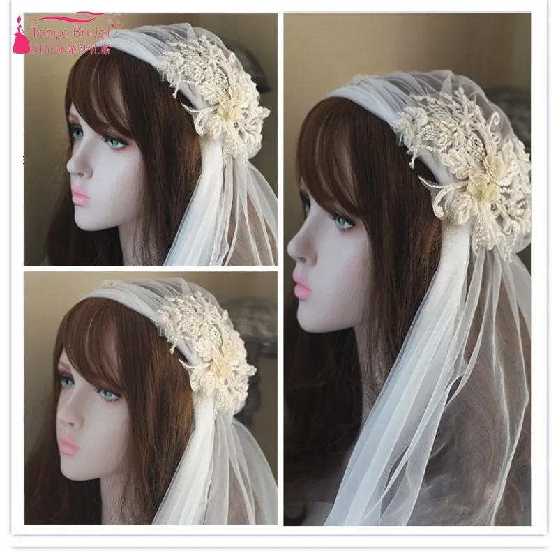 

One Layer Lace Appliques Beads Light Champagne Wedding Veils Elbow Length Veil Cut Edge 120cm Length DQG403