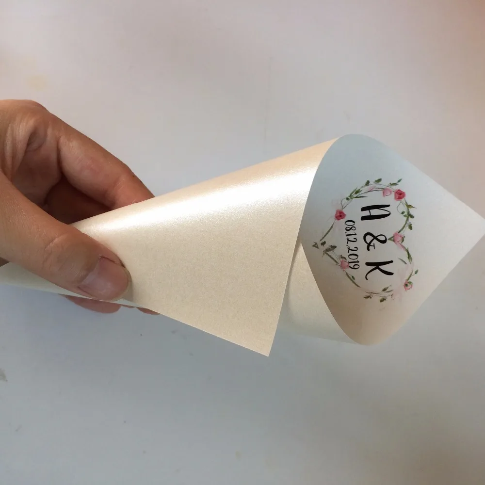 25 ct Персонализированные Свадебные конусы-конфетти бумага на заказ вензеля слоновой кости жемчужный конус