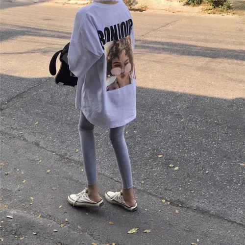 Белые свободные длинные дизайнерские женские футболки с буквенным принтом