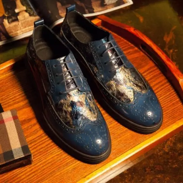 

New Italian Leather Dress Shoes For Man Borgues Oxfords 2018 Formal Business Suits Tuxedo Oxfords Shoes Lace up Carved Shoes