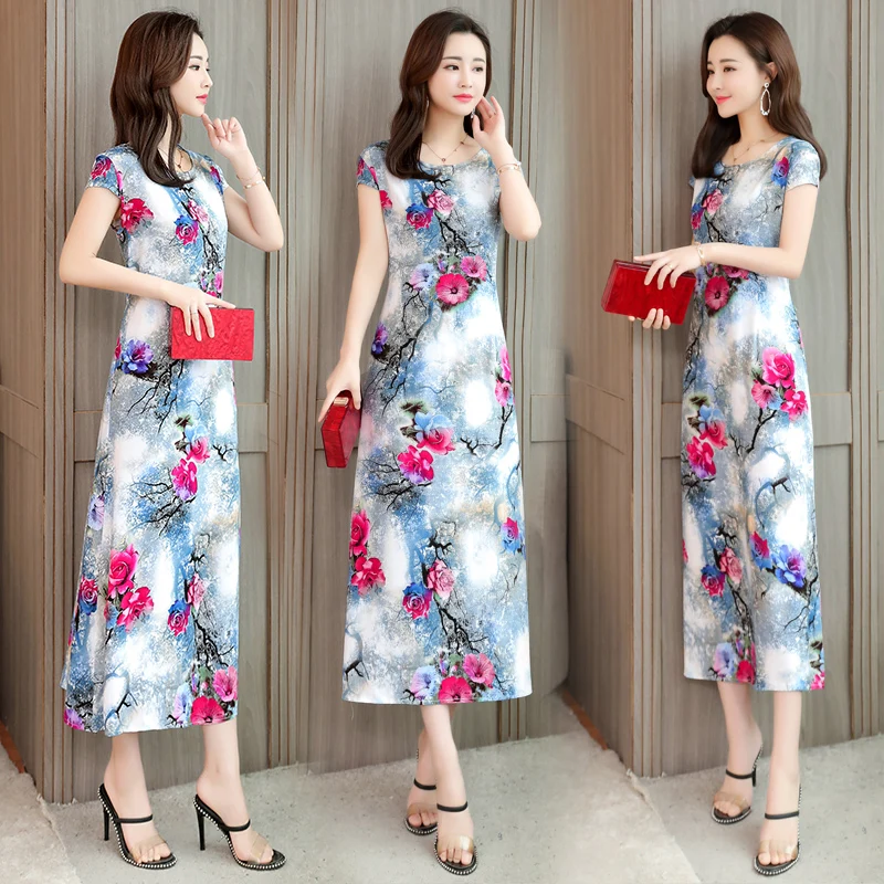 Женское длинное платье с цветочным принтом летнее из хлопка и шелка круглым