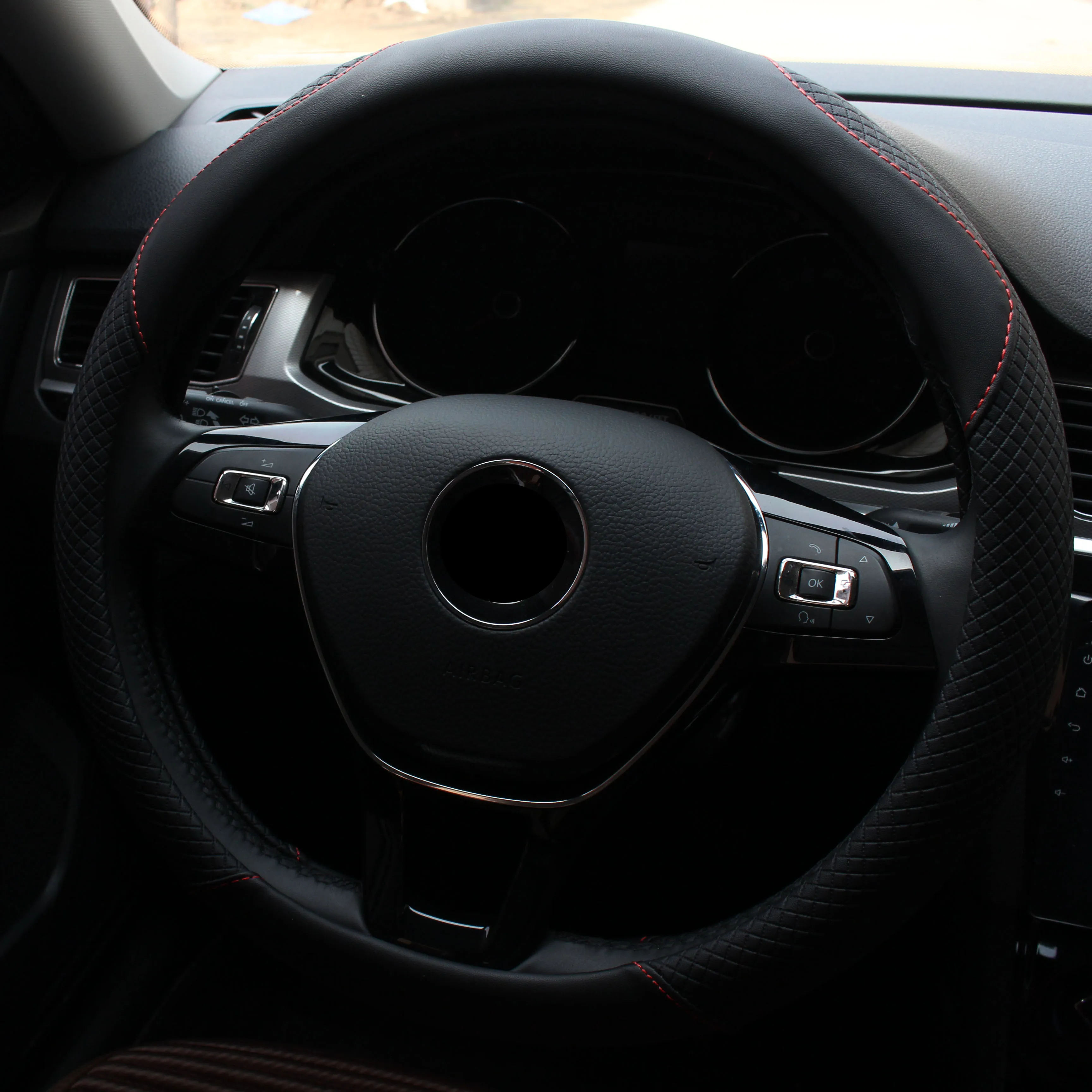 Кожаная универсальная оплетка рулевого колеса автомобиля 38 см автомобильный