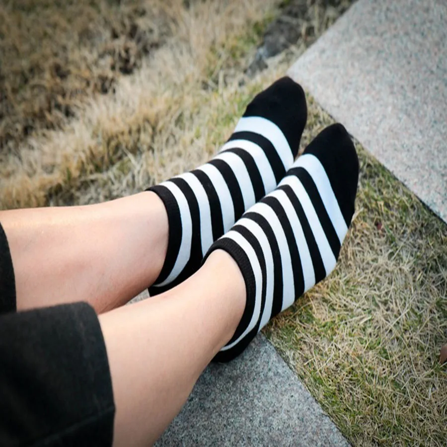 [COSPLACOOL] носки женские harajuku черные/белые полосатые со звездами в студенческом