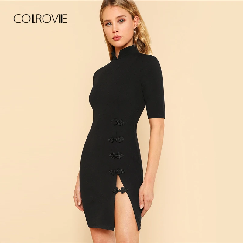 COLROVIE черное элегантное женское платье с разрезом, тонкое летнее платье с воротником-стойкой и разрезом спереди, платье-футляр с коротким рукавом на молнии