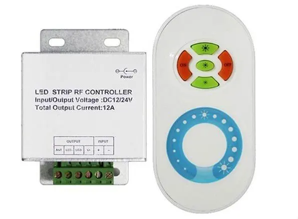 

RF светодиодный сенсорный диммер, вход DC12-24V, выход max12A, используется для одноцветной светодиодной ленты, модулей и т. д.