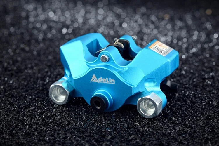 Adelin ADL-21 мотоцикл модификация Электрический мотоцикл двойной поршень тормозные суппорты для WISP RSZ YAMAHA маленький краб суппорты - Цвет: Blue