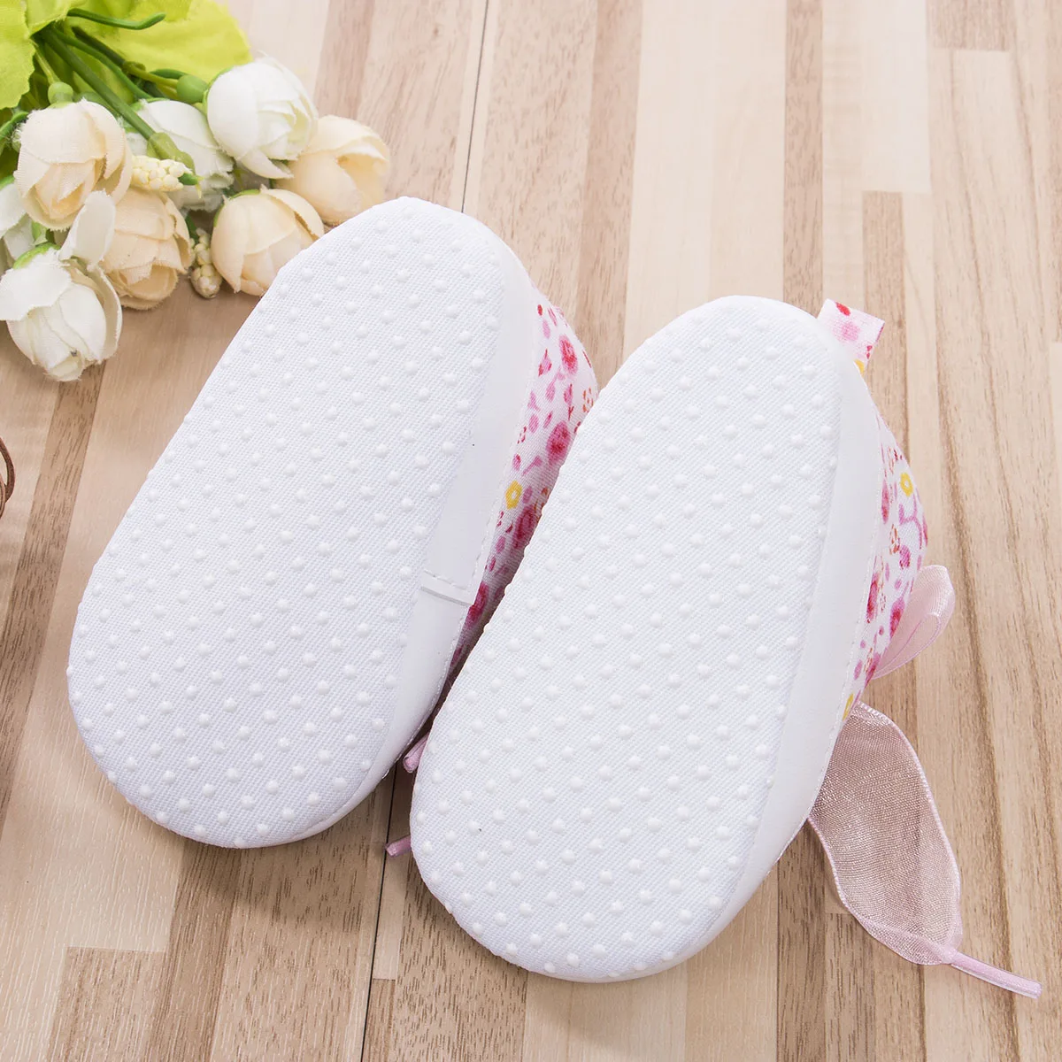 Детская обувь для малышей кроссовки с цветочным рисунком девочек на мягкой