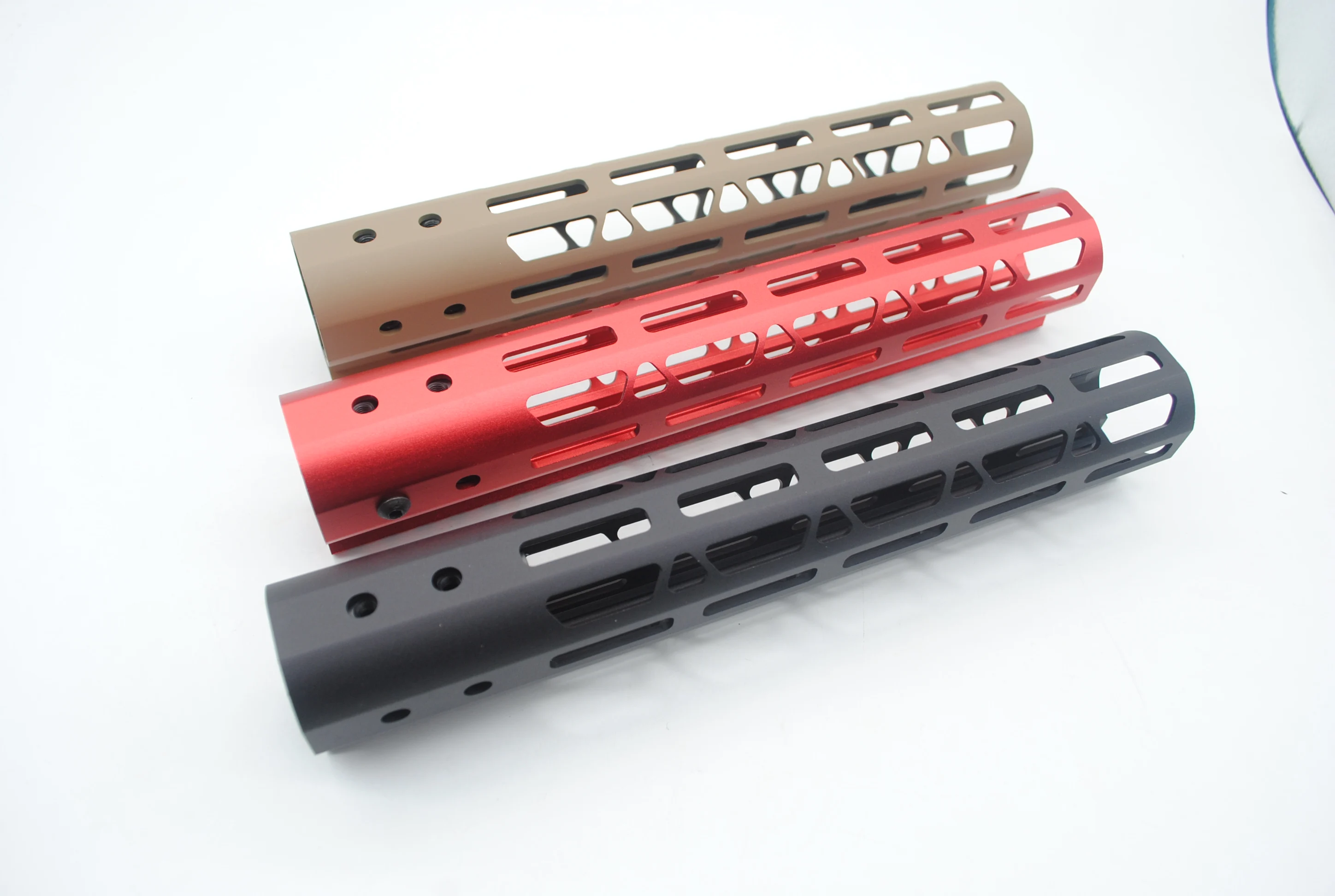 Aplus 10'' inch Free Float Handguard Rail M-lok / Keymod Style Mount System Fit.223/5.56 AR-15_Black/Red/Tan Color