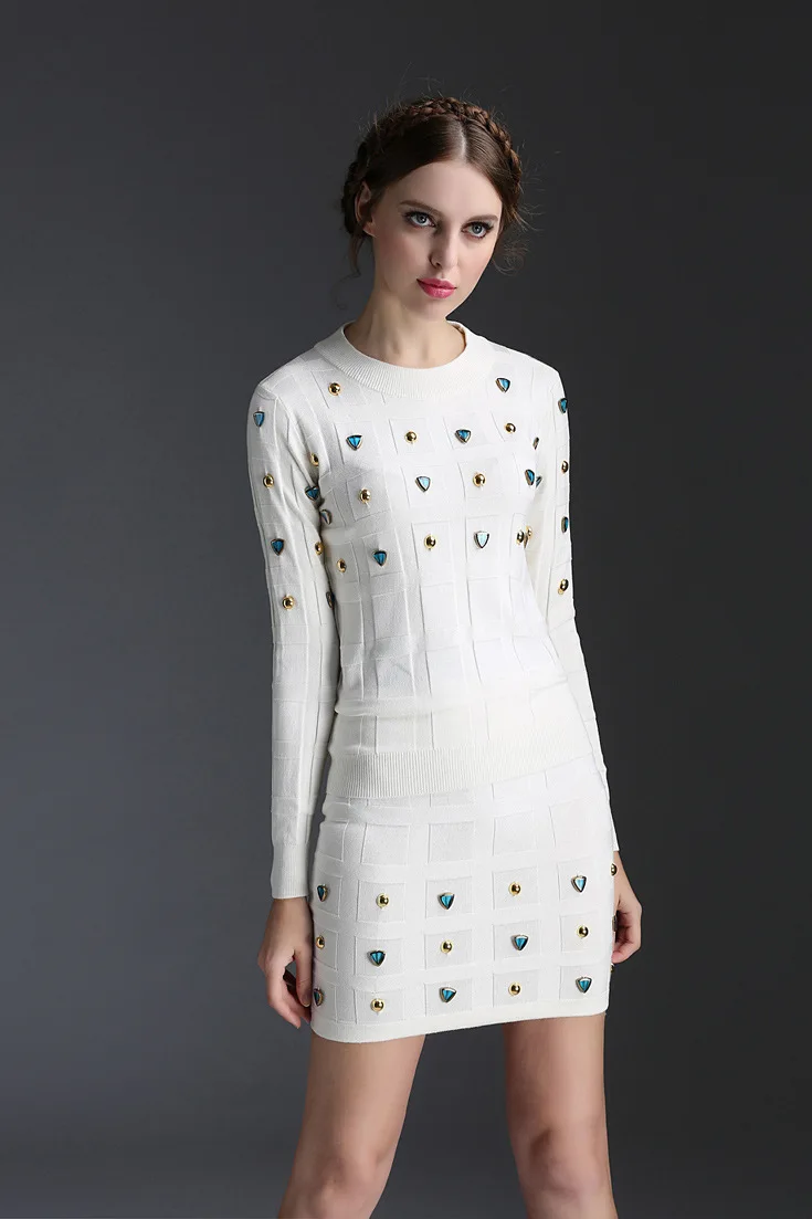 

Autumn Winter Women Knit Tops+Skirts Sets Long Sleeve Beaded Fashion Female Woman Knitting Sweaters Top Skirt 2 Pieces Set