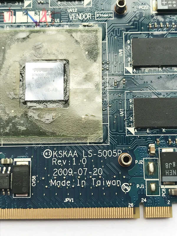Видеокарта GT 330M видеокарта для ноутбука TOSHIBA A500 L550 1G kkaa K000092390 MXM II графическая VGA |