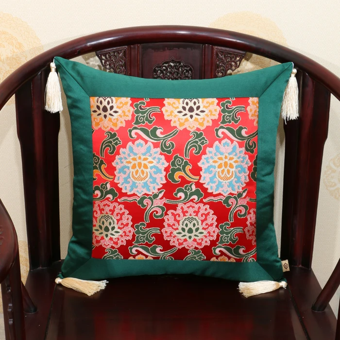 Наволочка из натурального шелка тутового шелкопряда с кисточками наволочки