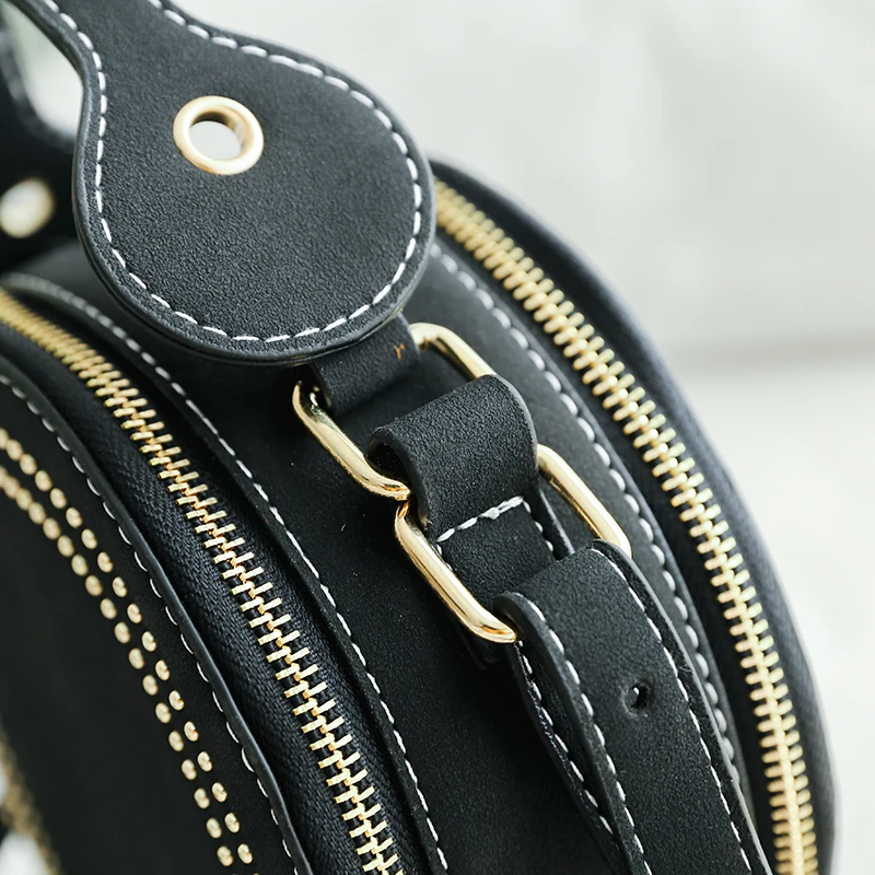 Новые женские круглые Сумки из искусственной кожи Модные металлические точки