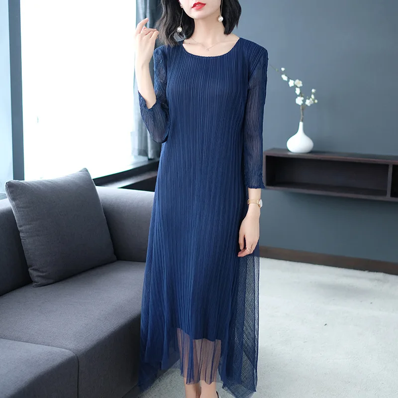 

Women Dress Solid Pleated Long Sleeved Wrinkled Loose Long Dress