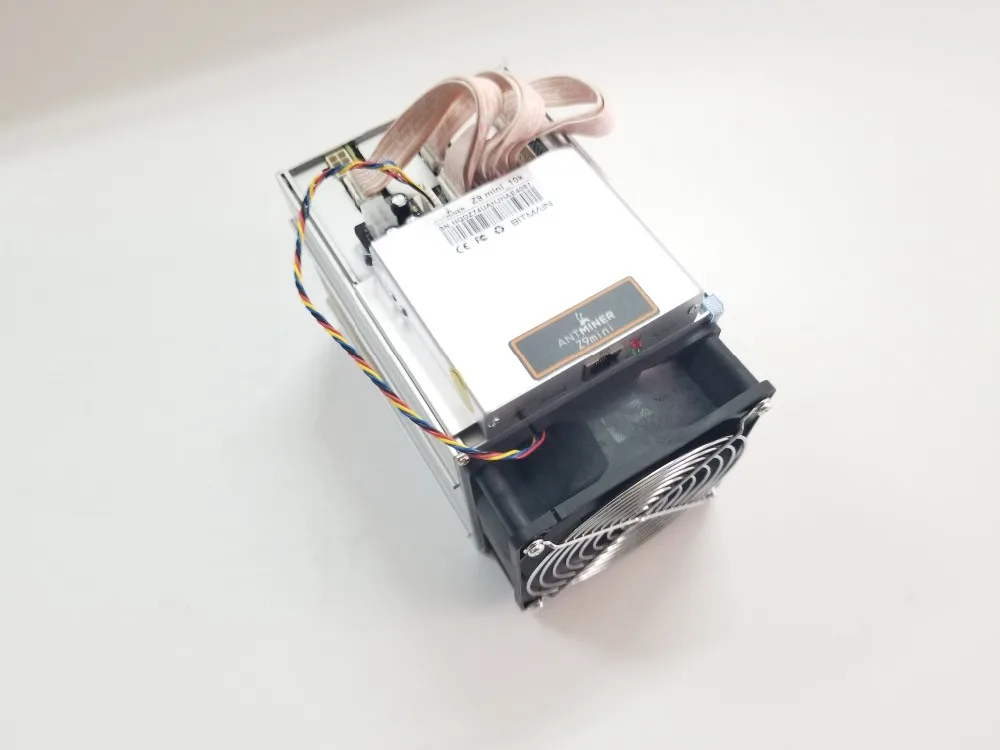 Отправка в течение 24 часов б/у AntMiner Z9 Mini 10k Sol/s (с блоком питания) Equihash Miner Mine ZEN ZEC BTG