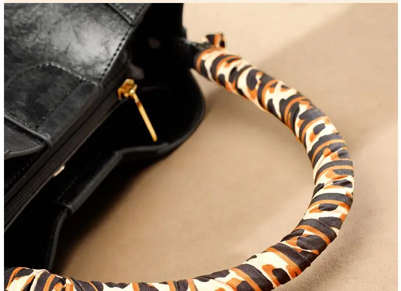 LAORENTOU high quality fashion luxury brand new leather handbags fashion wild portable bucket bag ladies shoulder Messenger