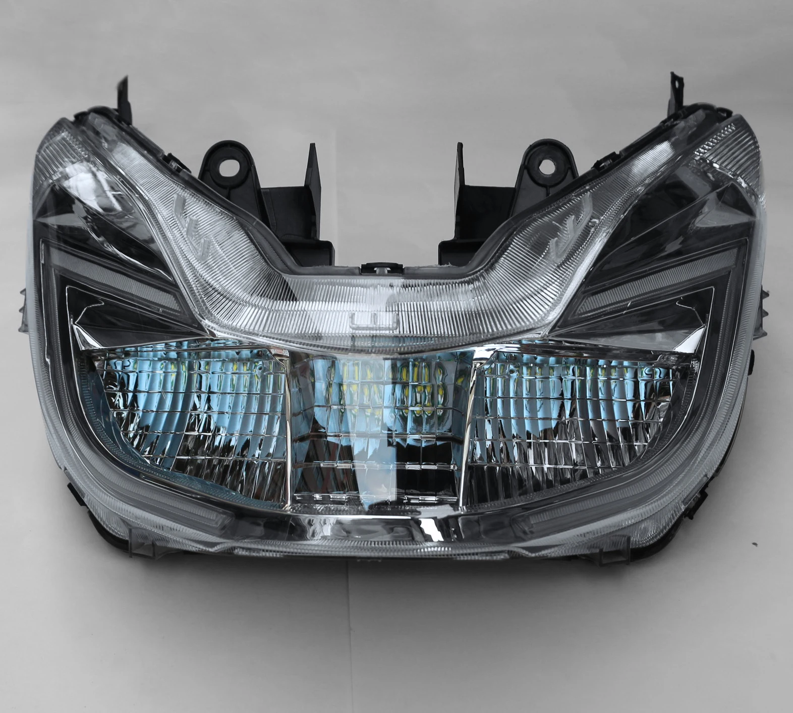 

Motorcycle HeadLight Assembly Headlamp Fit for HONDA PCX125 PCX150 2015-2017 16