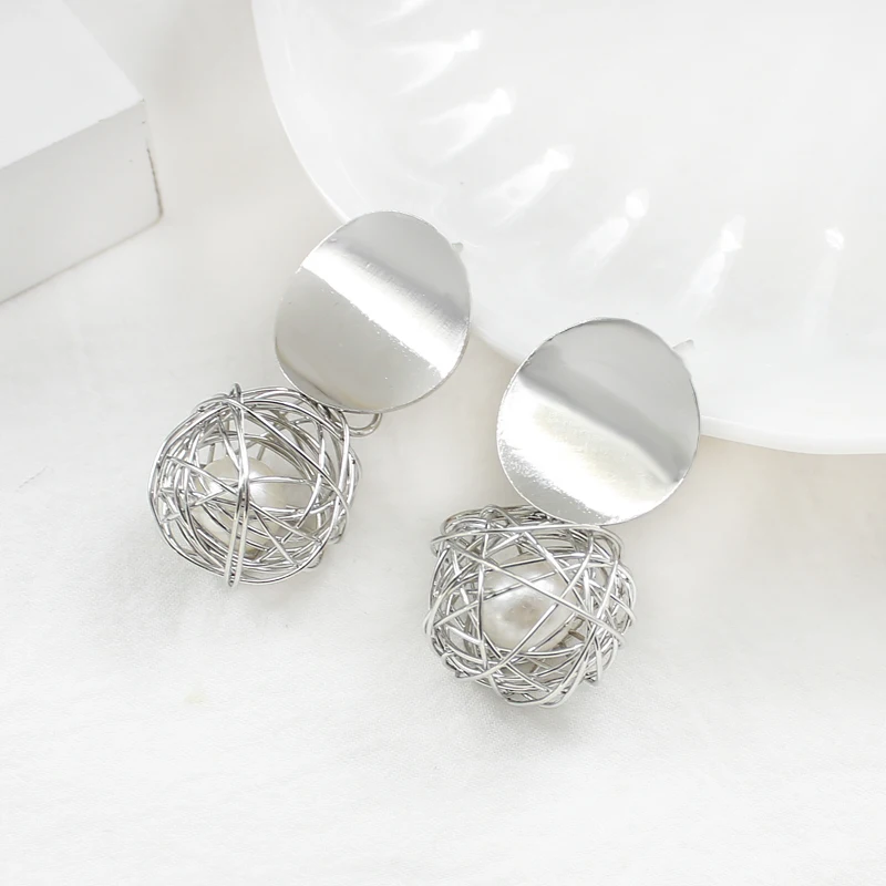 Геометрические металлические сферические серьги новая мода золотые и